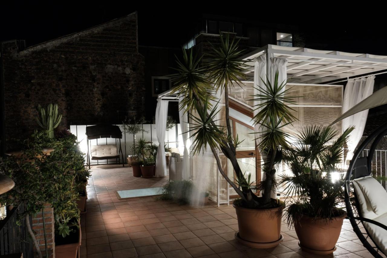 B&B Sekeles Suites And Spa Catânia Exterior foto